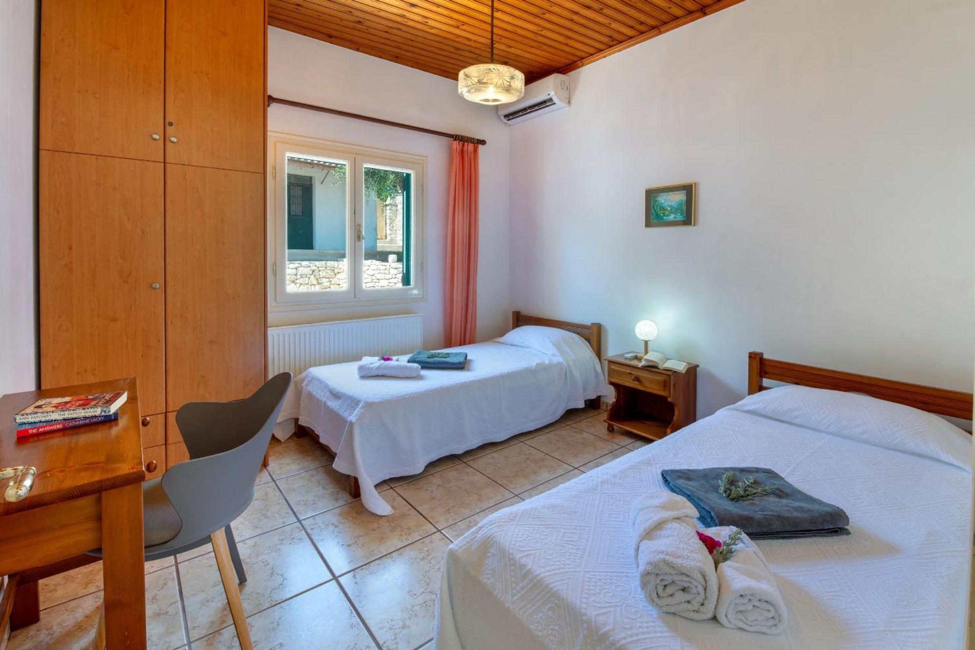 Villa Thea Antonis Ґайос Екстер'єр фото