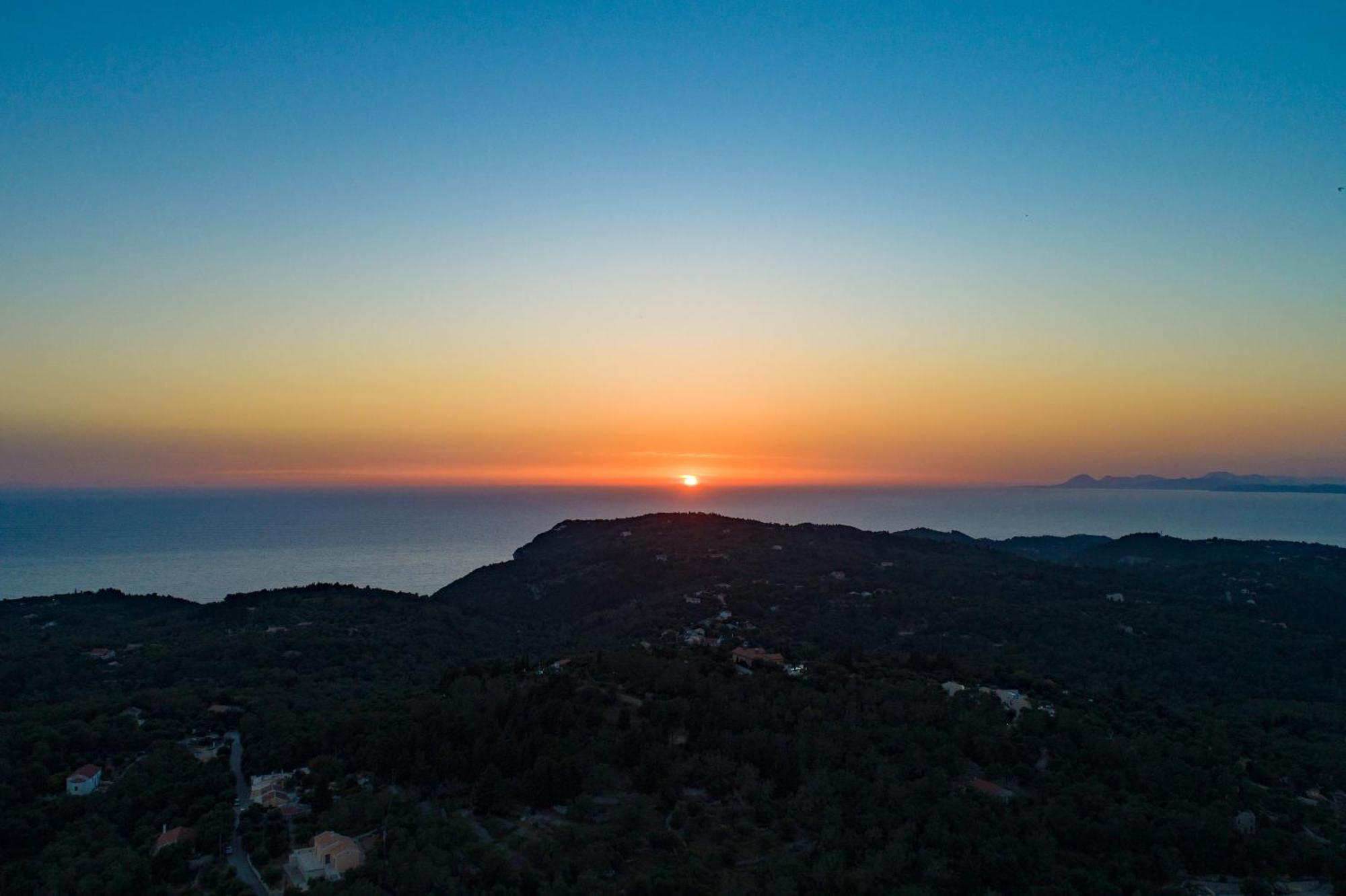 Villa Thea Antonis Ґайос Екстер'єр фото