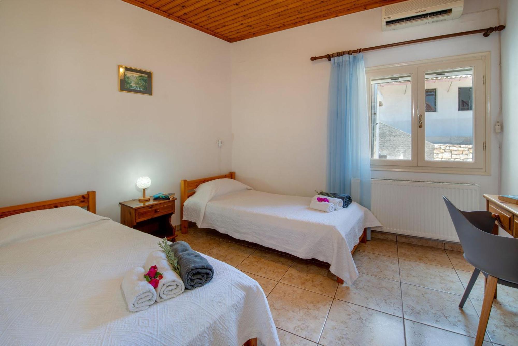 Villa Thea Antonis Ґайос Екстер'єр фото